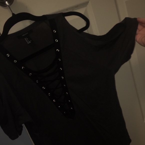 off shoulder top black - Picture 2 of 5